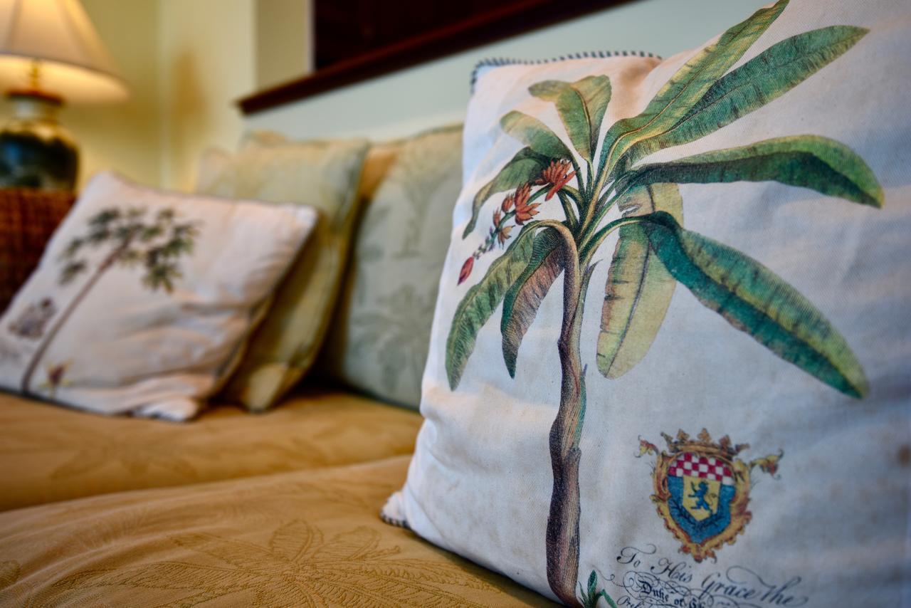 Cape Santa Maria Beach Resort & Villas Seymour's Екстер'єр фото