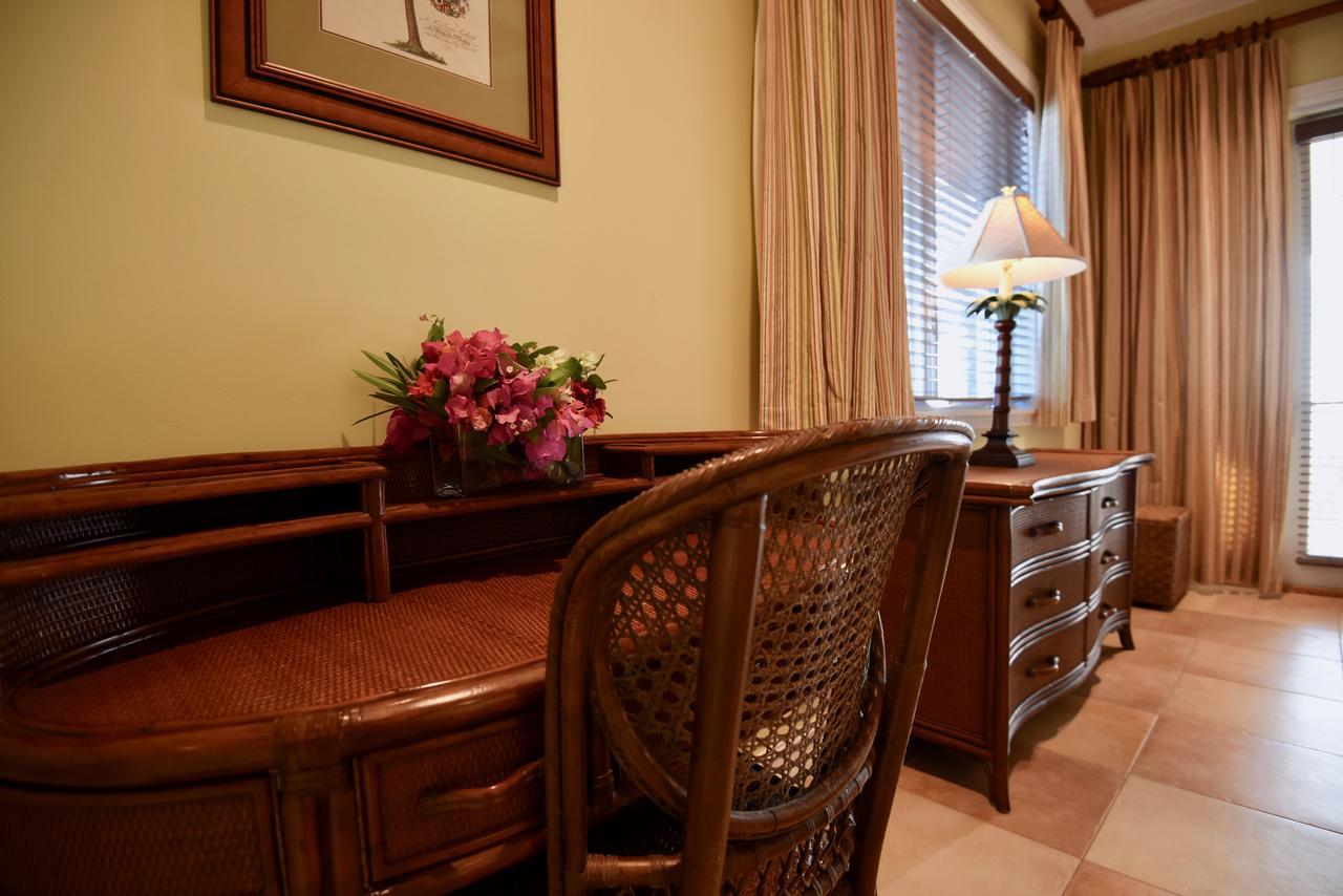Cape Santa Maria Beach Resort & Villas Seymour's Екстер'єр фото