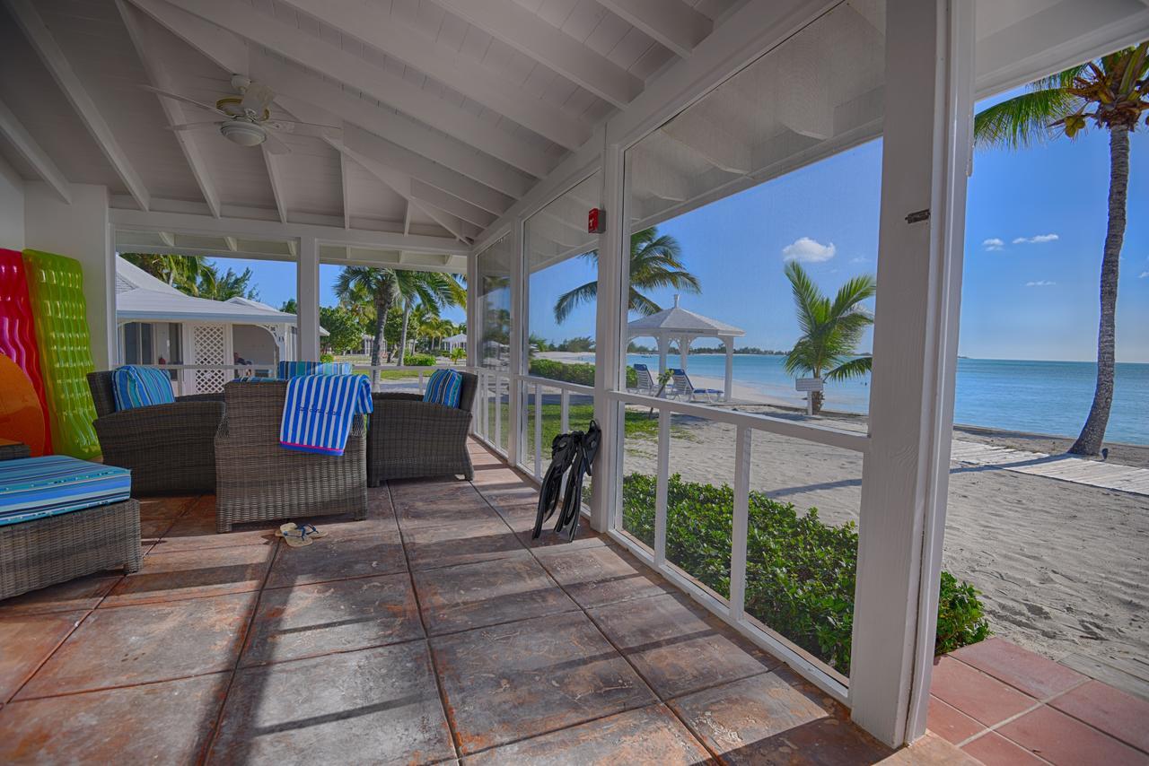 Cape Santa Maria Beach Resort & Villas Seymour's Екстер'єр фото
