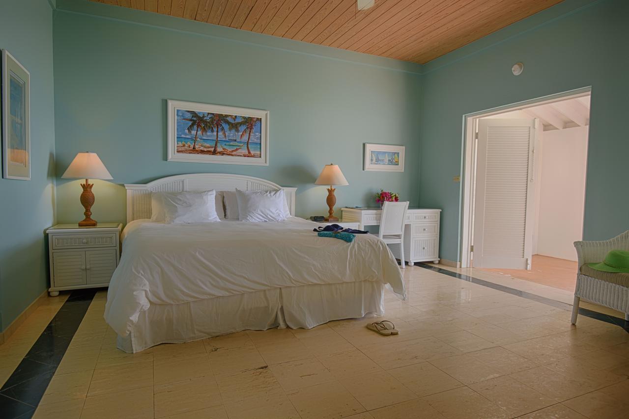 Cape Santa Maria Beach Resort & Villas Seymour's Екстер'єр фото