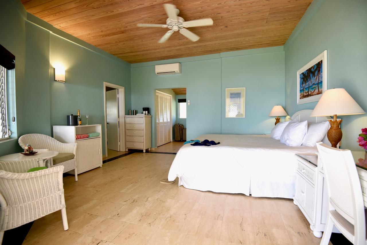 Cape Santa Maria Beach Resort & Villas Seymour's Екстер'єр фото