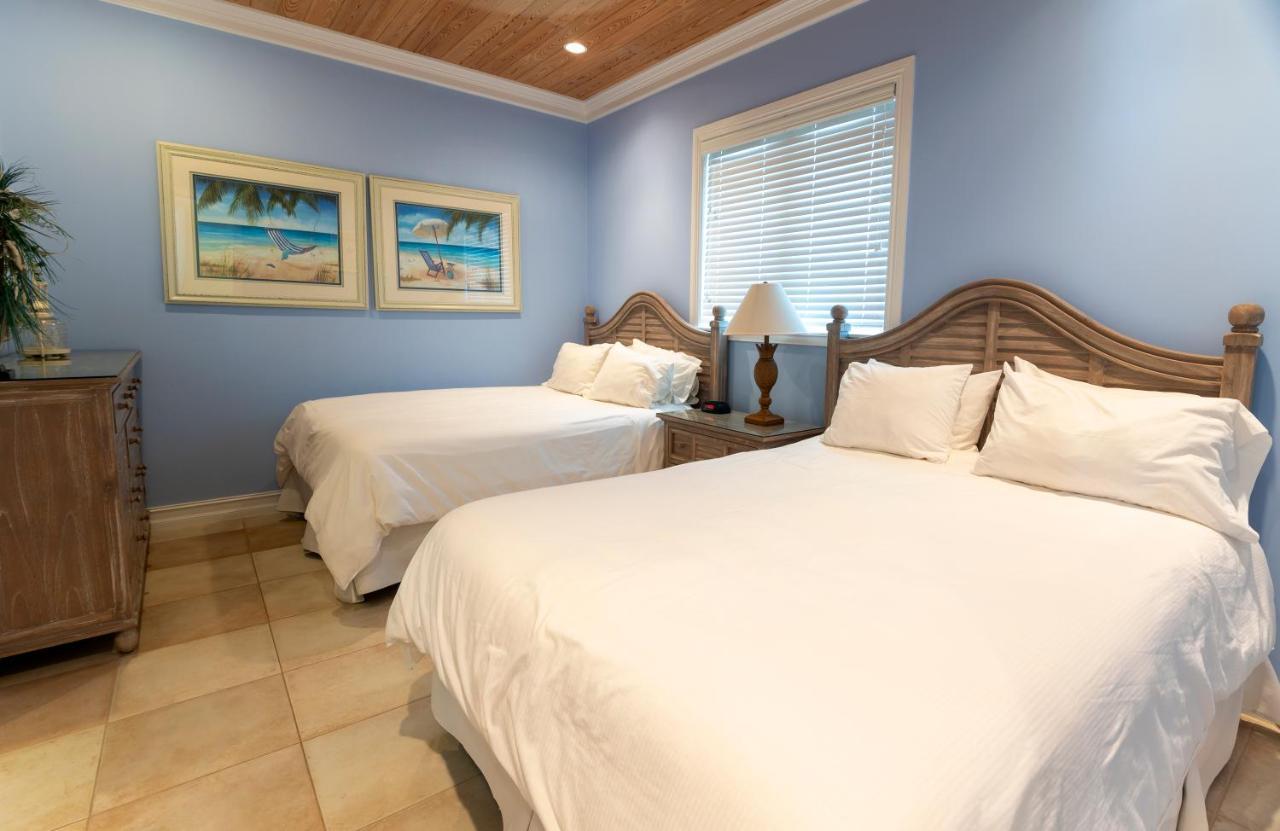 Cape Santa Maria Beach Resort & Villas Seymour's Екстер'єр фото