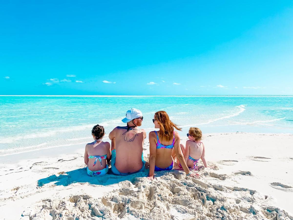 Cape Santa Maria Beach Resort & Villas Seymour's Екстер'єр фото